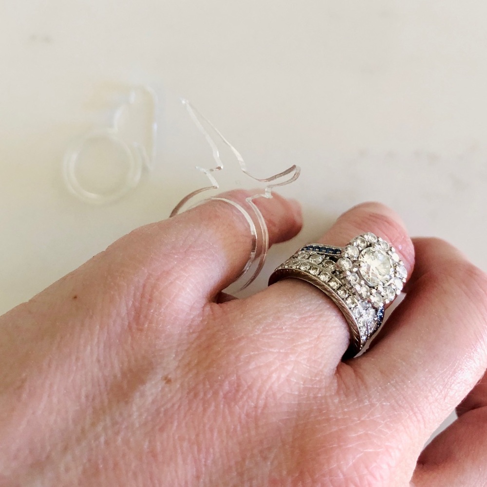 Fashion Bird in Flight Ring, Clear Custom Silhouette